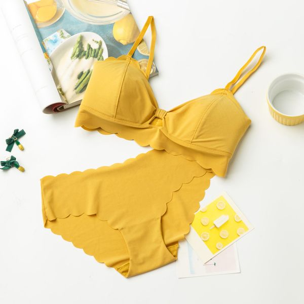 fashion design new french style traceless thin suit arbitrarily cut comfortable rimless triangle cup bra, Red;black
fashion design new french style traceless thin suit arbitrarily cut comfortable rimless triangle cup bra, Red;black