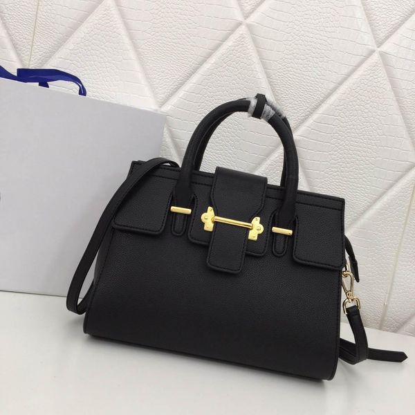 brand handbag ladies luxury shoulder bag designer palm pattern 2021 new casual retro handbag lady messenger bag lady gift, Black
brand handbag ladies luxury shoulder bag designer palm pattern 2021 new casual retro handbag lady messenger bag lady gift, Black
