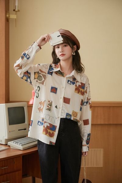 2021 new vintage aesthetic long sleeve women and blouses button up collar print loose shirt fall fashion clothes nott, White
2021 new vintage aesthetic long sleeve women and blouses button up collar print loose shirt fall fashion clothes nott, White