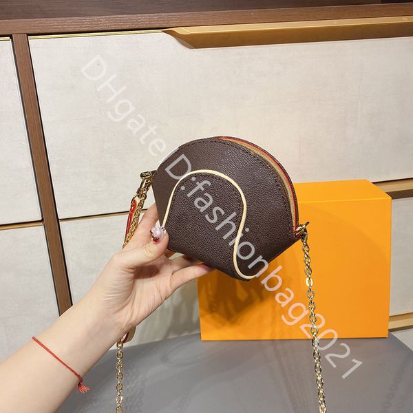 high-quality famous designer artwork shoulder bag genuine leather zipper with packing box mini shell bags cross body
high-quality famous designer artwork shoulder bag genuine leather zipper with packing box mini shell bags cross body