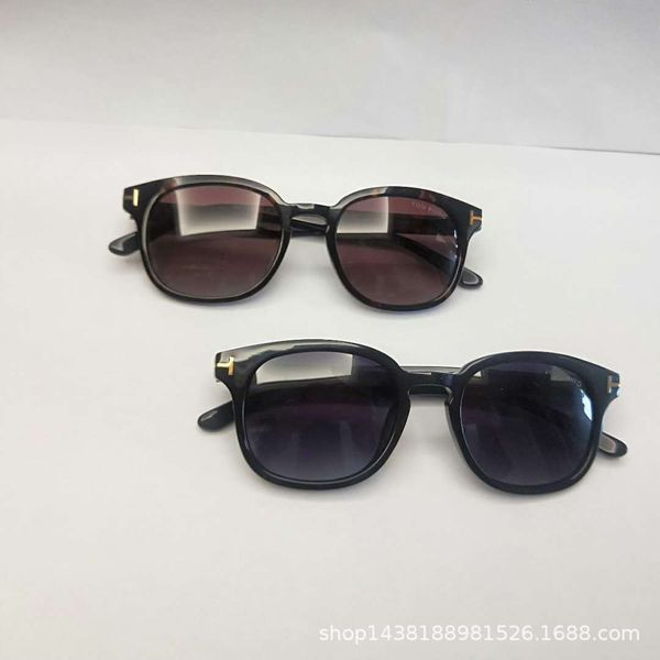 viper glasses 2021 new men's and women's fashion stars same sunglasses tf0399 plate glasses, White;black
viper glasses 2021 new men's and women's fashion stars same sunglasses tf0399 plate glasses, White;black