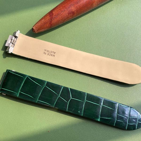 watch bands w62021x6 crocodile skin band 15mm 19mm 20mm alligator strap handmade genuine leather belt custom roadster de watchbands, Black;brown
watch bands w62021x6 crocodile skin band 15mm 19mm 20mm alligator strap handmade genuine leather belt custom roadster de watchbands, Black;brown