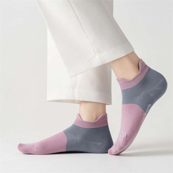 spring and summer socks children's cotton double ears stamping women's boat breathable versatile color matching light, Black;white
spring and summer socks children's cotton double ears stamping women's boat breathable versatile color matching light, Black;white