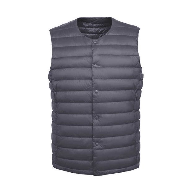 bang men down vest ultra light down vest portable v-neck sleeveless coat man winter without collar warm liner 211015, Black
bang men down vest ultra light down vest portable v-neck sleeveless coat man winter without collar warm liner 211015, Black