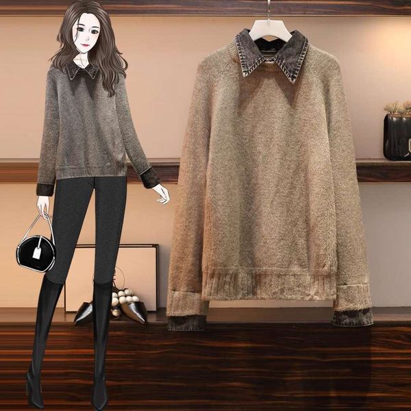 autumn and winter 2020 new large women's slightly fat mm versatile denim stitching fake two-piece lapel thickened knitted sweater, White;black
autumn and winter 2020 new large women's slightly fat mm versatile denim stitching fake two-piece lapel thickened knitted sweater, White;black