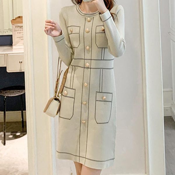 casual dresses slim knitted mini dress female 2021 autumn fashion gold button deco long sleeve striped sweater party vestidos, Black;gray
casual dresses slim knitted mini dress female 2021 autumn fashion gold button deco long sleeve striped sweater party vestidos, Black;gray
