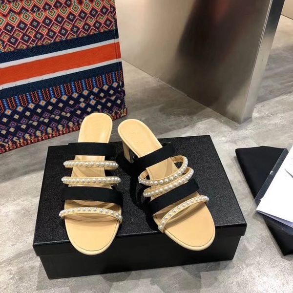 fashion women sandals small pearl high heel 5.5cm black and white slippers 2 color styles shoe size 34-42
fashion women sandals small pearl high heel 5.5cm black and white slippers 2 color styles shoe size 34-42