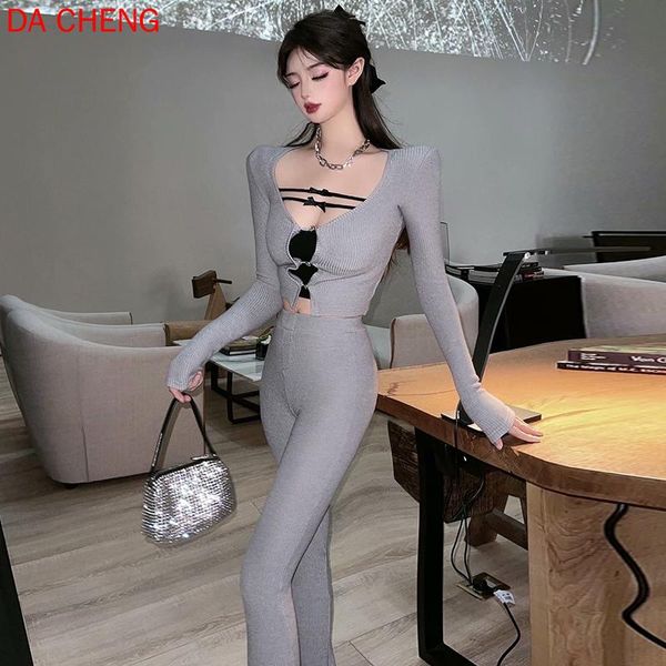 spring new net red goddess knitted three-piece fashion flared pants suit trousers set coat+trousers+sling three pieces set, White
spring new net red goddess knitted three-piece fashion flared pants suit trousers set coat+trousers+sling three pieces set, White