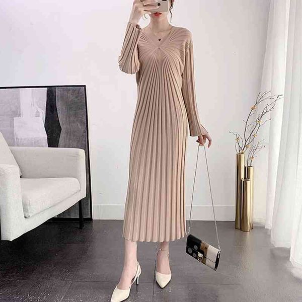 casual dresses mulheres branco elegante midi vestido outono inverno senhoras longo sleev coreano moda feminina pulôver de camisola malha 2pu, Black;gray
casual dresses mulheres branco elegante midi vestido outono inverno senhoras longo sleev coreano moda feminina pulôver de camisola malha 2pu, Black;gray