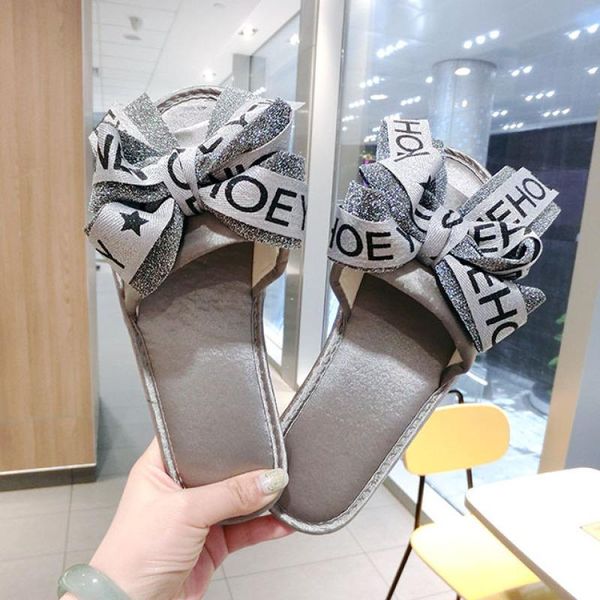 women shoes for women 2021 ladies fur flip flops fluffy cotton slippers house boots winter shoes sandalias warm sandal indoor, Black
women shoes for women 2021 ladies fur flip flops fluffy cotton slippers house boots winter shoes sandalias warm sandal indoor, Black