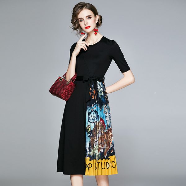 2021 new merchall runway summer pleated midi women's short sleeve bow sashes patchwork chiffon flower print elegant party es sf3r, Black;gray
2021 new merchall runway summer pleated midi women's short sleeve bow sashes patchwork chiffon flower print elegant party es sf3r, Black;gray