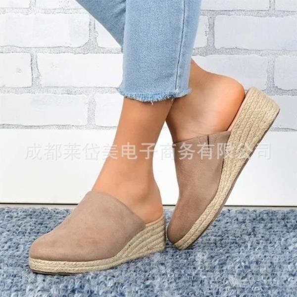 slippers shoes woman 2021 low female beige heeled sandals flock on a wedge big size luxury slides black flat soft designer f
slippers shoes woman 2021 low female beige heeled sandals flock on a wedge big size luxury slides black flat soft designer f