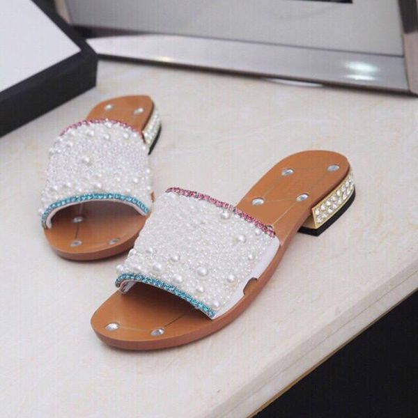 the latest rhinestone low heel black pearl designer summer ladies sandals dress shoes indoor slippers
the latest rhinestone low heel black pearl designer summer ladies sandals dress shoes indoor slippers