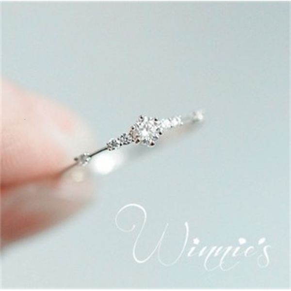 14k7 small broken diamonds exquisite women's engagement ring jewelry hand accsori, Silver
14k7 small broken diamonds exquisite women's engagement ring jewelry hand accsori, Silver