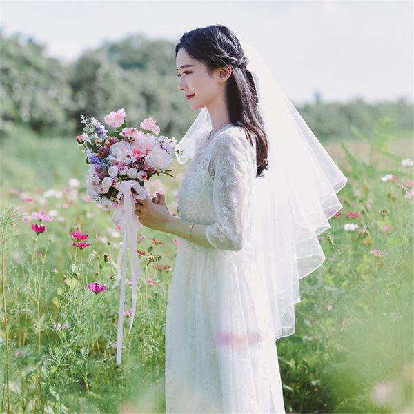 bridal veils 2021 white ivory black short weeding with comb pencil edge elbow lengh bride veil voiles mariage velos de novia
bridal veils 2021 white ivory black short weeding with comb pencil edge elbow lengh bride veil voiles mariage velos de novia