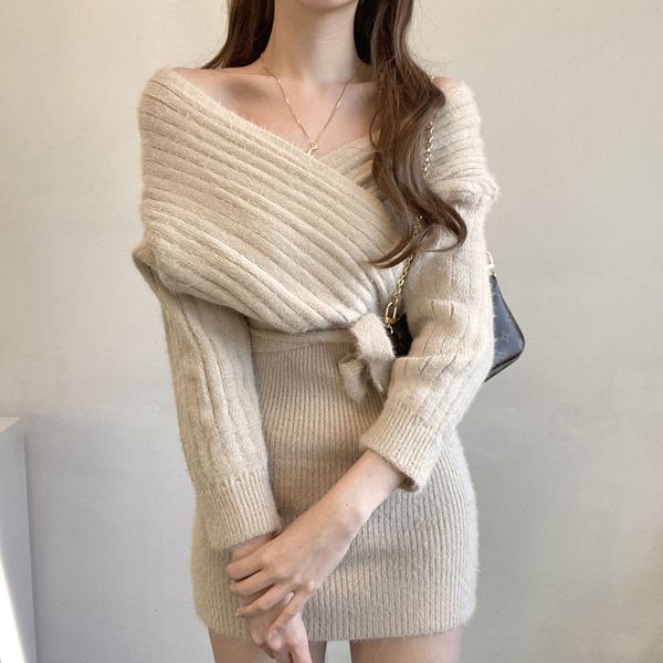 2021 cross v-neck patchwork brief women streetwear new party bidycon mini sweaters es qqro, Black;gray
2021 cross v-neck patchwork brief women streetwear new party bidycon mini sweaters es qqro, Black;gray