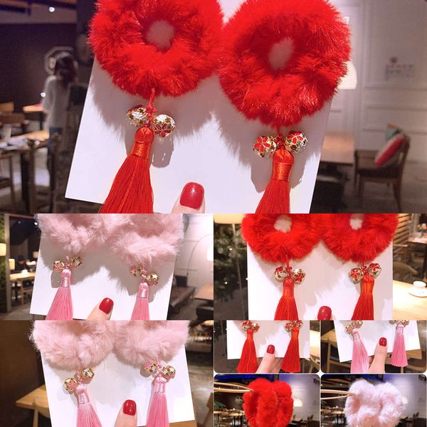 c2021hair chine year style children's plush doughnut tassel circle ornament girl's rubber band baby's new year's greetings headd, Silver
c2021hair chine year style children's plush doughnut tassel circle ornament girl's rubber band baby's new year's greetings headd, Silver