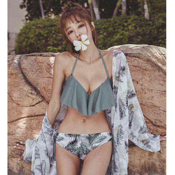 luxury designer women's swimwear bikini small floral bikini three piece girls' small cht steel support gathered transparent blouse, White;black
luxury designer women's swimwear bikini small floral bikini three piece girls' small cht steel support gathered transparent blouse, White;black