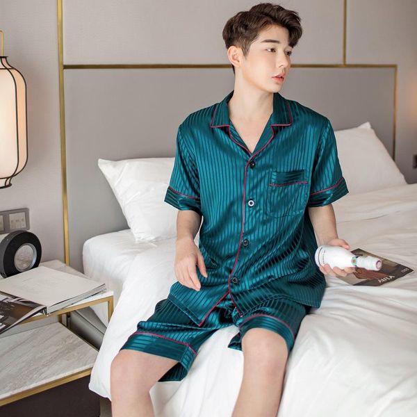 fashion men striped ice silk short sleeve shorts pajamas summer new spinning household to take pajama set sleep wear casual, Black;brown
fashion men striped ice silk short sleeve shorts pajamas summer new spinning household to take pajama set sleep wear casual, Black;brown