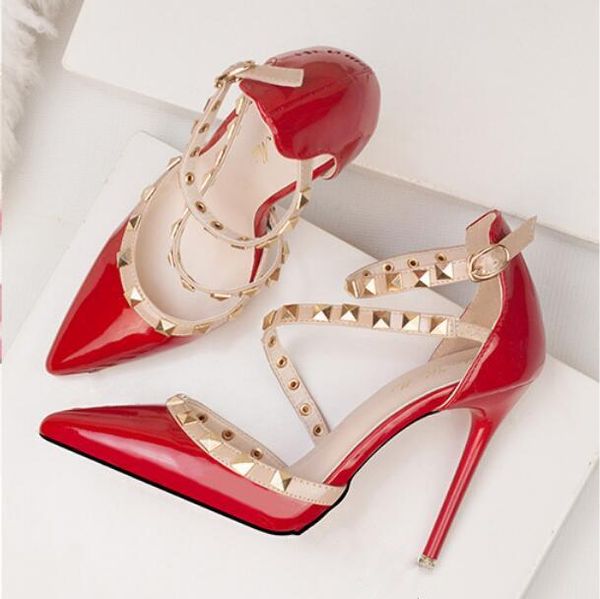 dress shoes woman roman fashion rivet sandals nightclub stiletto heels patent-leather metallic hollow, Black
dress shoes woman roman fashion rivet sandals nightclub stiletto heels patent-leather metallic hollow, Black
