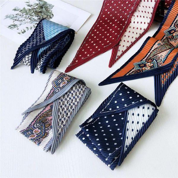 scarves 2021 bag scarf women small silk horse print head handle ribbons fashion tie long, Blue;gray
scarves 2021 bag scarf women small silk horse print head handle ribbons fashion tie long, Blue;gray