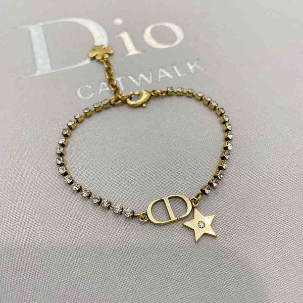 Bangle Charm Bracelets Dijia 2021cd Bracelet Diamond Star Clover Wrist Ins Net Red Fairy Wind Brass Jewelry, Golden;silver
Bangle Charm Bracelets Dijia 2021cd Bracelet Diamond Star Clover Wrist Ins Net Red Fairy Wind Brass Jewelry, Golden;silver