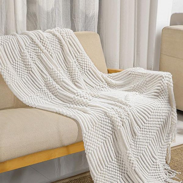 blankets nordic simple solid color air conditioning blanket sofa office nap homestay decoration autumn
blankets nordic simple solid color air conditioning blanket sofa office nap homestay decoration autumn