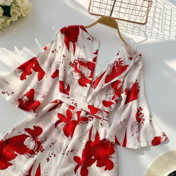 women's jumpsuits & rompers fashion 2021 summer women chiffon floral print beach v-neck sashes romper casual ladies flare sleeve playsu, Black;white
women's jumpsuits & rompers fashion 2021 summer women chiffon floral print beach v-neck sashes romper casual ladies flare sleeve playsu, Black;white