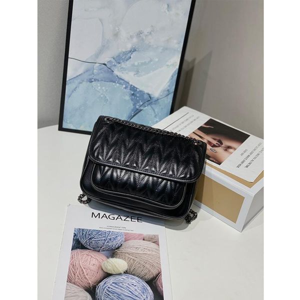 evening bags female women shoulder crossbody bag genuine chain leather women's fashion designer ladies messenger
evening bags female women shoulder crossbody bag genuine chain leather women's fashion designer ladies messenger