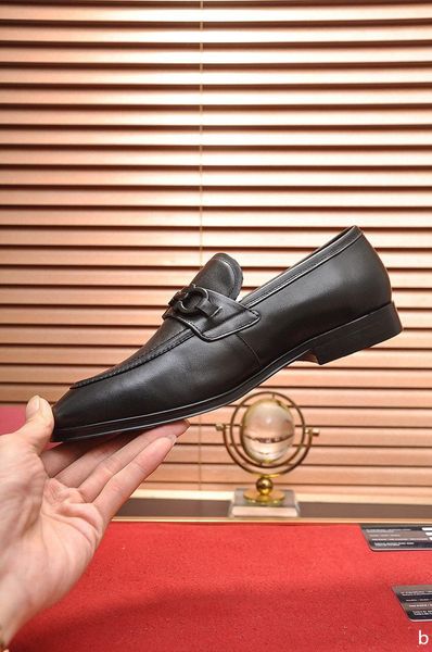 mm 19ss men shoes england trend casual shoes loafers male leather sneakers weaving leather luxury dress shoes men flats zapatillas hombre 11, Black
mm 19ss men shoes england trend casual shoes loafers male leather sneakers weaving leather luxury dress shoes men flats zapatillas hombre 11, Black