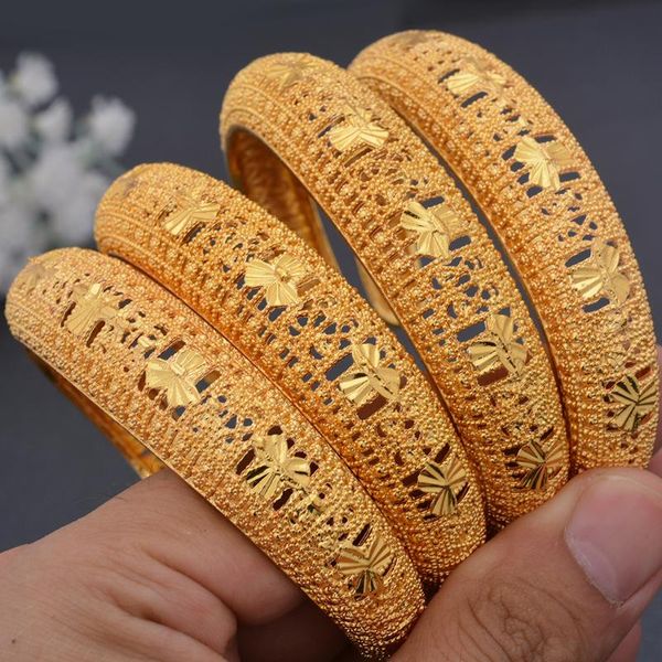 bangle 4pcs/set trendy dubai african gold color cuff bangles for women girls wife arab bracelet&bangles jewelry holiday gift, Black
bangle 4pcs/set trendy dubai african gold color cuff bangles for women girls wife arab bracelet&bangles jewelry holiday gift, Black