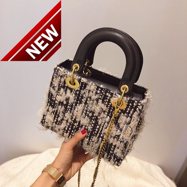 fashion princess women's 2022 new trend woolen cloth single shoulder diagonal small portable chain bag
fashion princess women's 2022 new trend woolen cloth single shoulder diagonal small portable chain bag