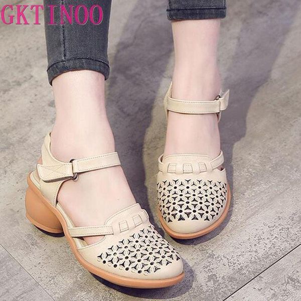 dress shoes 2021 women thick heels sandals covered toe ethnic style summer genuine leather hollow sandal hy910, Black
dress shoes 2021 women thick heels sandals covered toe ethnic style summer genuine leather hollow sandal hy910, Black