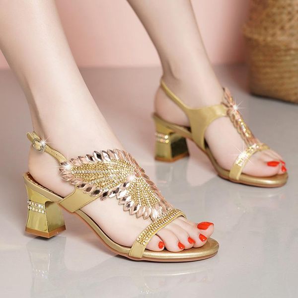 sandals flower all-match 2021 leather middle heel diamond women's rhinestone, Black
sandals flower all-match 2021 leather middle heel diamond women's rhinestone, Black