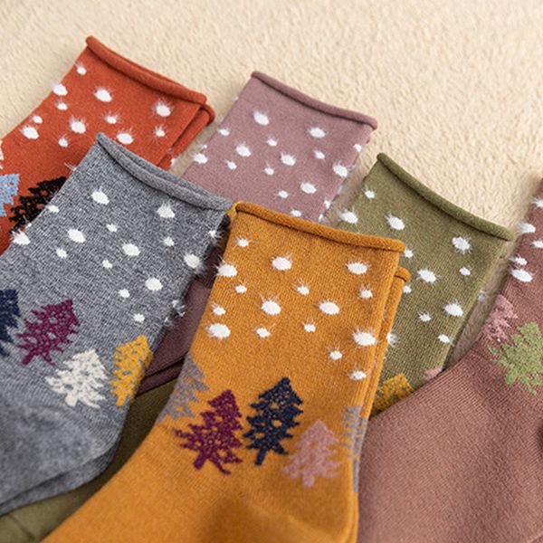 harajuku style casual women foot christmas tree cats all-matching mid-tube funny socks, Black;white
harajuku style casual women foot christmas tree cats all-matching mid-tube funny socks, Black;white