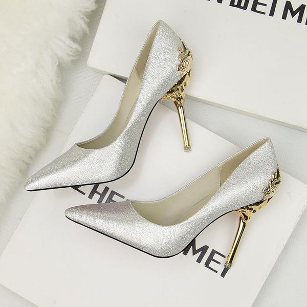 dress shoes lffz high heels woman pumps red gold silver ladies wedding party 2021 fretwork 10cm, Black
dress shoes lffz high heels woman pumps red gold silver ladies wedding party 2021 fretwork 10cm, Black