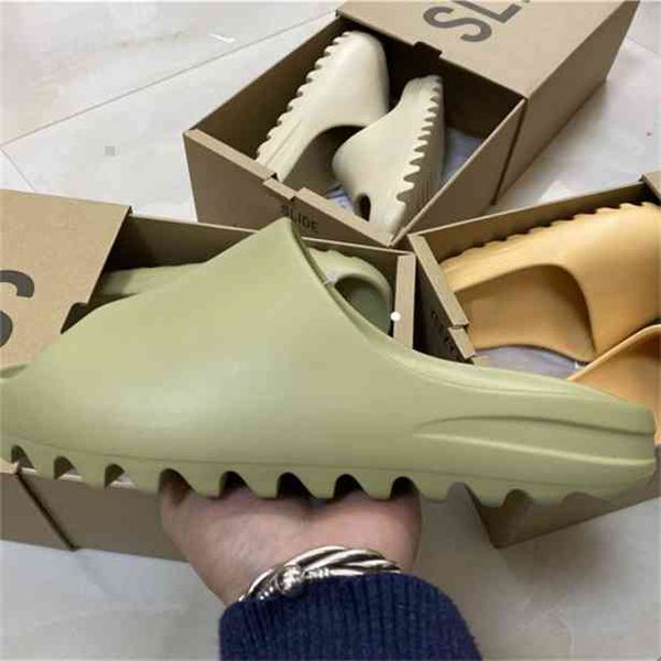 yeesy slide foam bone black green fashion sports slippers white khaki men women indoor outdoor sandal basketball shoes football sneakers siz
yeesy slide foam bone black green fashion sports slippers white khaki men women indoor outdoor sandal basketball shoes football sneakers siz