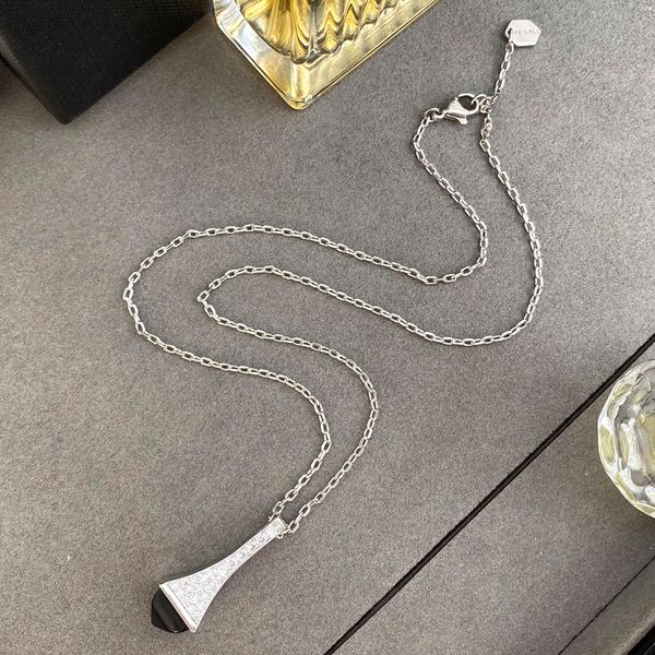 new style 18k white gold plated fashion necklace jewelry pendant love necklaces for women party wedding gifts jewelry with pouches pochette, Silver
new style 18k white gold plated fashion necklace jewelry pendant love necklaces for women party wedding gifts jewelry with pouches pochette, Silver