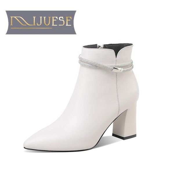 boots mljuese 2021 women ankle cow leather winter short plush pointed toe zipper chain high heels female size 39, Black
boots mljuese 2021 women ankle cow leather winter short plush pointed toe zipper chain high heels female size 39, Black