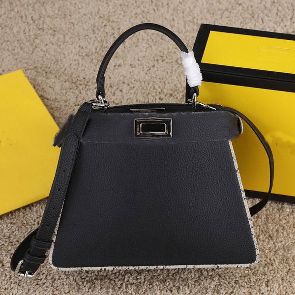 genuine leather handbag tote hasp large totes women shoulder sling bag serpentine cross body bags cowhide thread pouch ladies clutch purse
genuine leather handbag tote hasp large totes women shoulder sling bag serpentine cross body bags cowhide thread pouch ladies clutch purse
