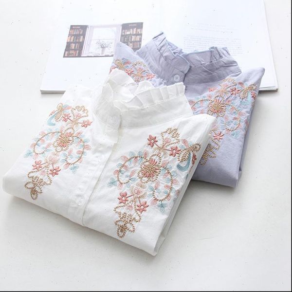 2021 summer new embroidery flower women blouse and shirts 100% cotton slim office lady causal white shirts outwear coat
2021 summer new embroidery flower women blouse and shirts 100% cotton slim office lady causal white shirts outwear coat