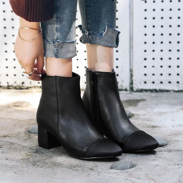 boots oversized 12 13 14 15 16 17 square-headed, thick-heeled, high-heeled, side zipper, color-matched, short-barreled, Black
boots oversized 12 13 14 15 16 17 square-headed, thick-heeled, high-heeled, side zipper, color-matched, short-barreled, Black