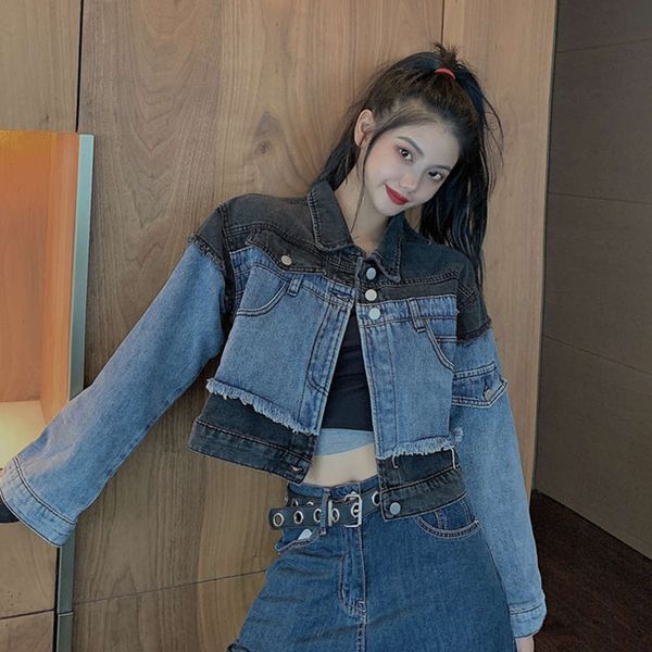 2021autumn winter 2020 new hong kong style fried street jacket women's korean loose design splicing short denim top, Black;brown
2021autumn winter 2020 new hong kong style fried street jacket women's korean loose design splicing short denim top, Black;brown