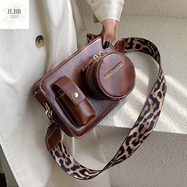 shoulder bags vintage camera shape women designer wide straps luxury pu leather crossbody bag female purse bolso
shoulder bags vintage camera shape women designer wide straps luxury pu leather crossbody bag female purse bolso