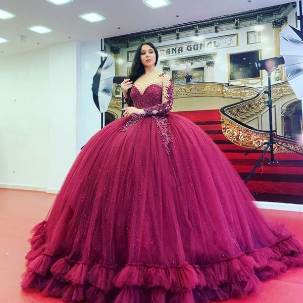 vintage giltter ball gown quinceanera dresses 2022 long sleeve lace beading prom gowns lace-up corset sweet 15 party dress, Blue;red
vintage giltter ball gown quinceanera dresses 2022 long sleeve lace beading prom gowns lace-up corset sweet 15 party dress, Blue;red