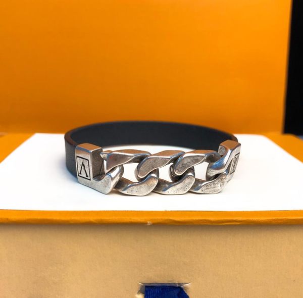 charm love leather bangle women men vintage design letter bracelet banquet party wedding jewelry for couples engagement gift 2021, Black
charm love leather bangle women men vintage design letter bracelet banquet party wedding jewelry for couples engagement gift 2021, Black