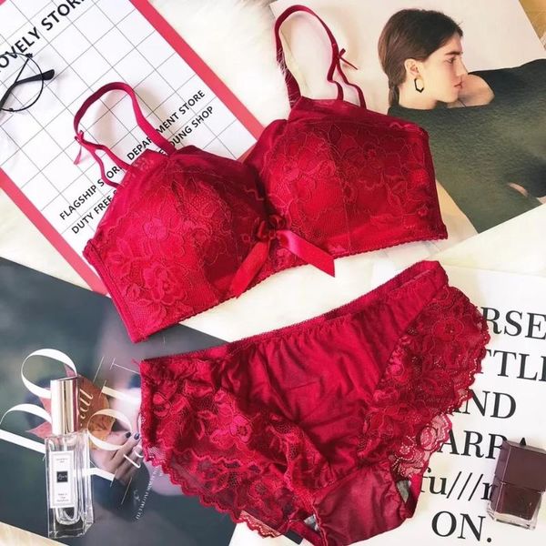 bras sets ultra - thin lace ladies bra women underwear female lingerie hollow out intimates push up and panty, Red;black
bras sets ultra - thin lace ladies bra women underwear female lingerie hollow out intimates push up and panty, Red;black