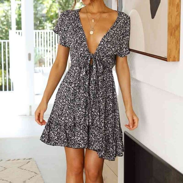 casual dresses floral print boho beach women short sleeve deep v neck party lady chic a line ruffle hem lace up vestidos 2021, Black;gray
casual dresses floral print boho beach women short sleeve deep v neck party lady chic a line ruffle hem lace up vestidos 2021, Black;gray