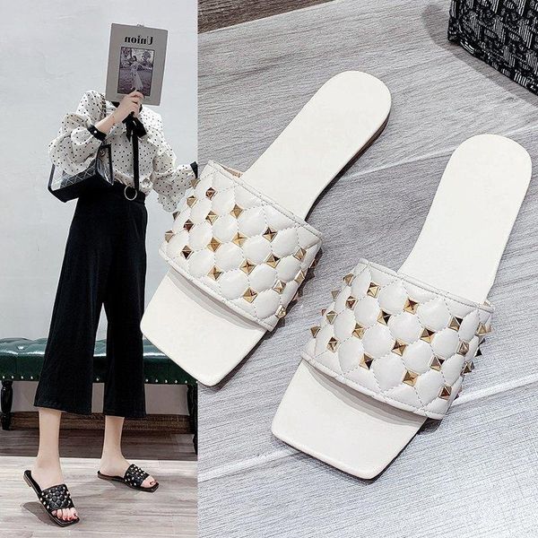 rivet charm open-toe flat slippers set foot vacation beach sandals leisure flip flops women flat heel sandalen plus size42, Black
rivet charm open-toe flat slippers set foot vacation beach sandals leisure flip flops women flat heel sandalen plus size42, Black