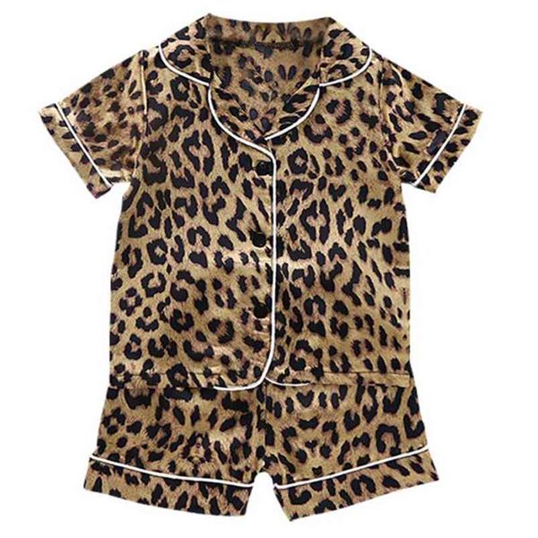 kids pajamas set leopard silk satin boys girls sleepwears outfits short sleeve blouse +shorts sleepwear 210915, Blue;red
kids pajamas set leopard silk satin boys girls sleepwears outfits short sleeve blouse +shorts sleepwear 210915, Blue;red